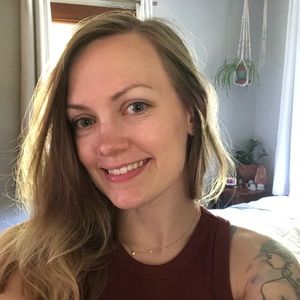 Meet your Posher, Alexandra